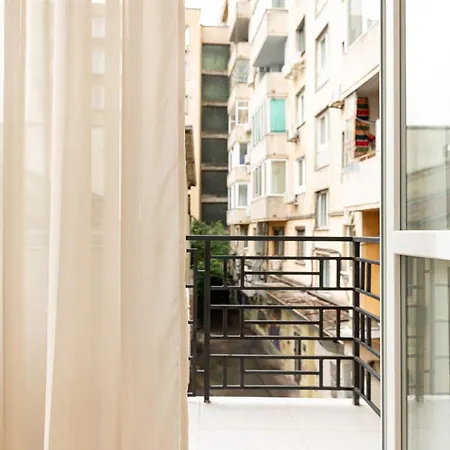 Qult - Emerald Rhapsody * Bukarest