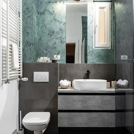 Qult - Emerald Rhapsody Apartment *