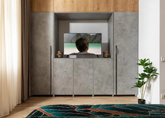 Qult - Emerald Rhapsody *