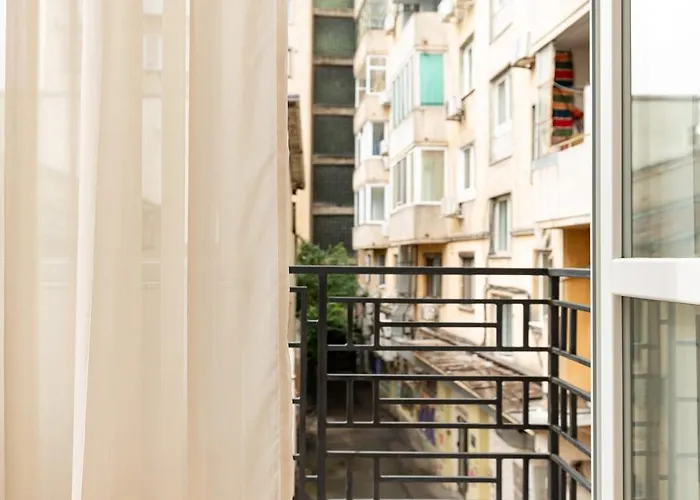 Qult - Emerald Rhapsody * Bukareszt