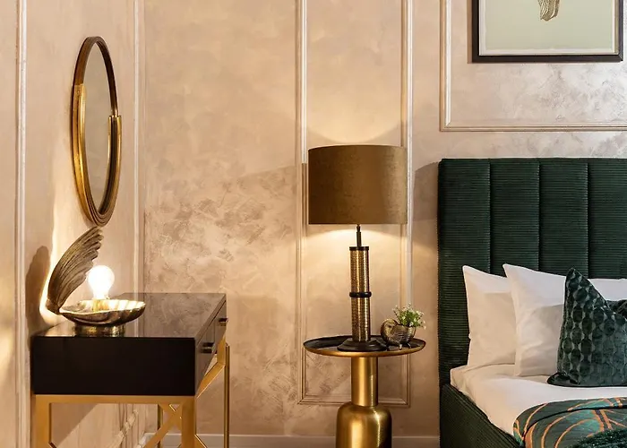 Qult - Emerald Rhapsody * Bukareszt