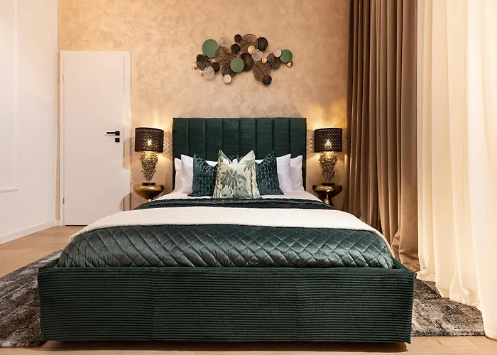 Qult - Emerald Rhapsody Apartament